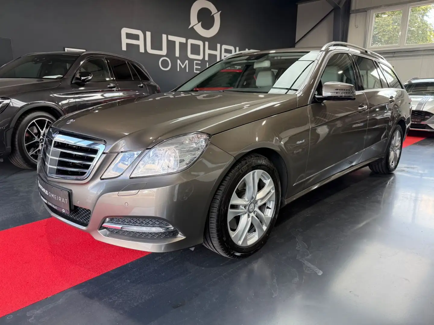 Mercedes-Benz E 350 CDI 4Matic Distronic/Memory/ILS/Comand Сірий - 1