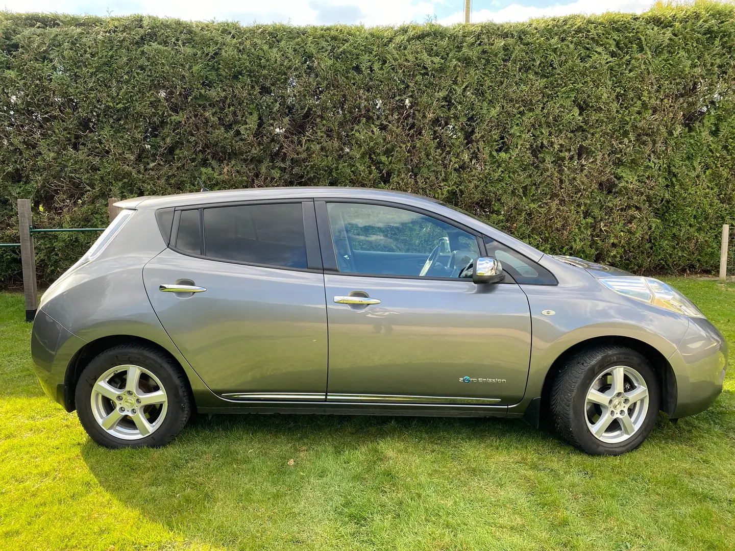 Nissan Leaf Leaf Tekna 30kWh siva - 1