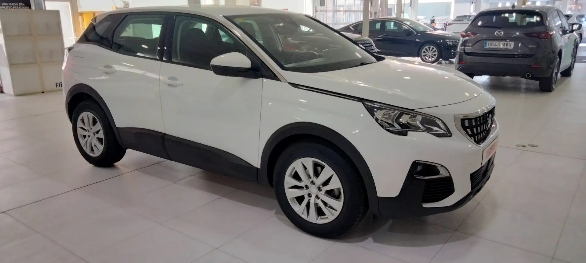 Peugeot 3008 1.6 BlueHDi Active 120 - 2
