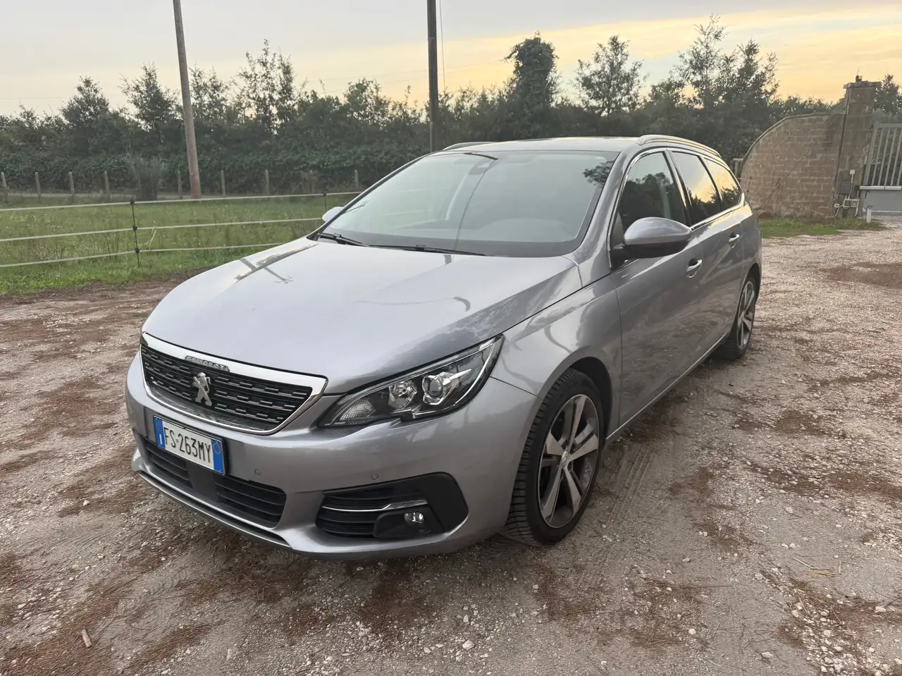 Peugeot 308