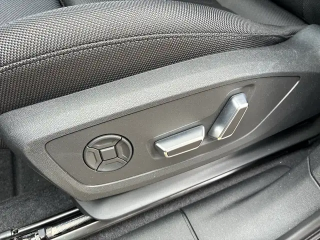 Audi Q3 TFSI quattro 150 kW intense Ansicht 19