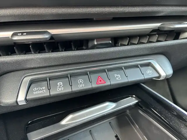 Audi Q3 TFSI quattro 150 kW intense Ansicht 33