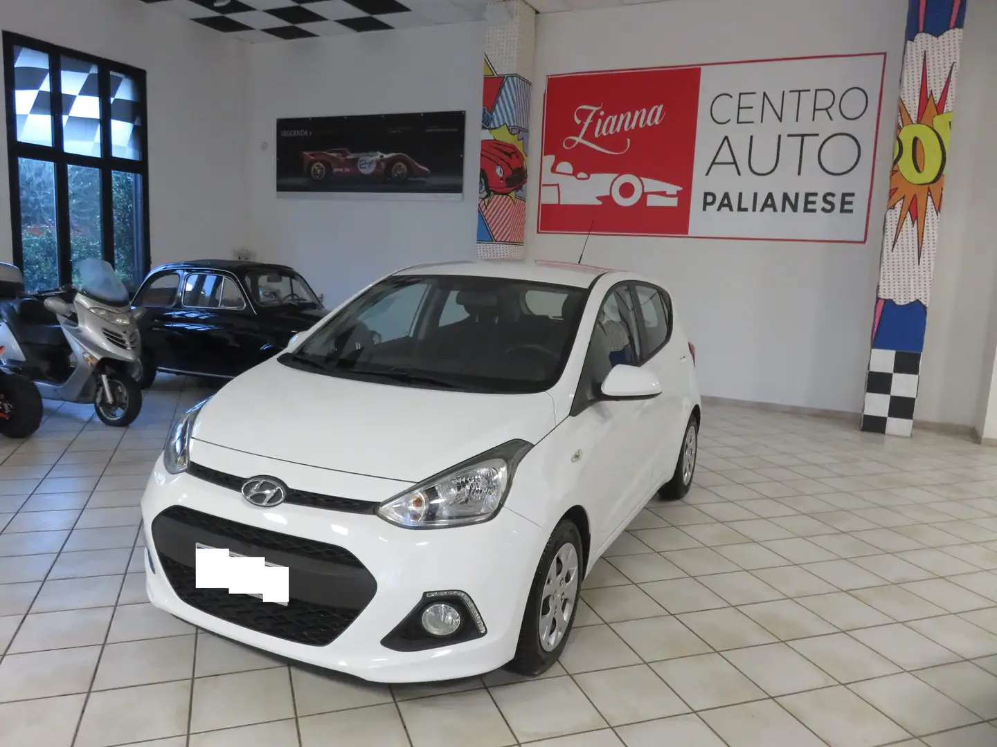 Hyundai i10 i10 1.0 Classic E6  GPL - in arrivo Schwarz - 2