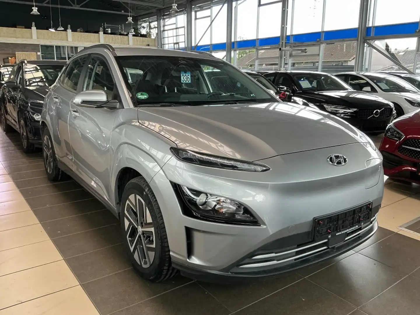 Hyundai KONA Select Elektro 2WD*ACC*R-Cam*CarPlay*SHZ* Argintiu - 2
