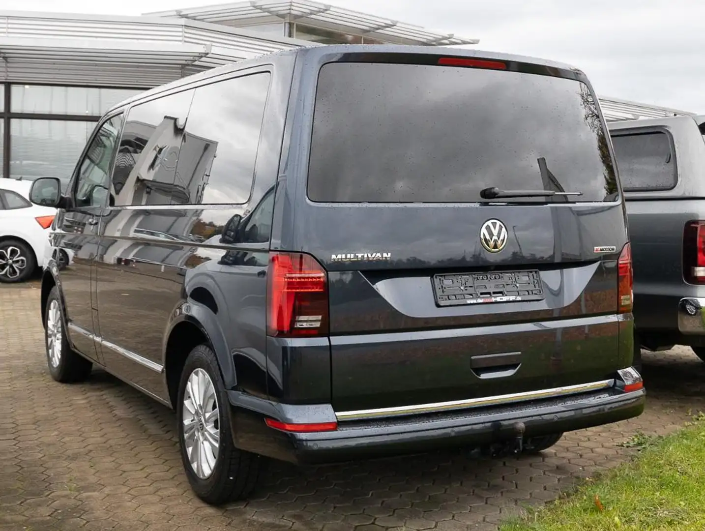 Volkswagen T6.1 Multivan 6.1 TDI 4M Comfortl. AHK LED Kam. el.Tür Azul - 2