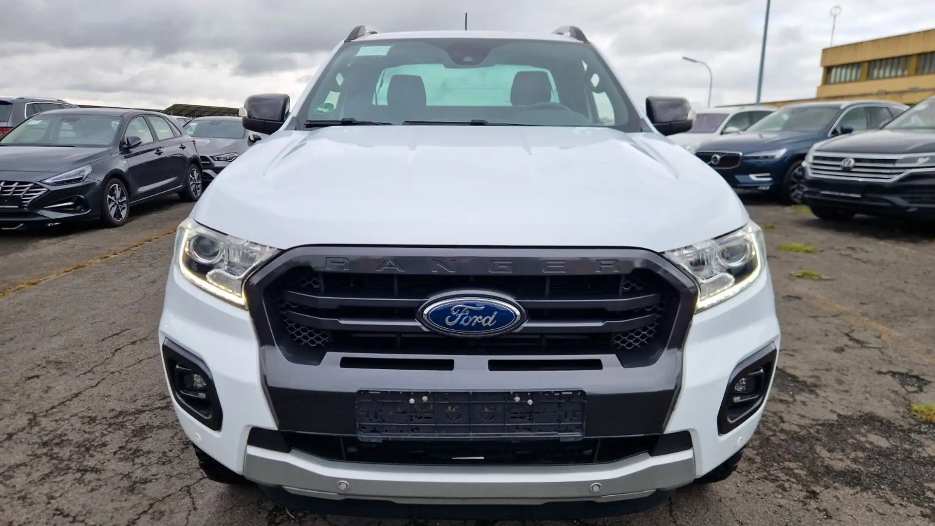Ford Ranger Wildtrak Extrakabine 4x4 Weiß - 2