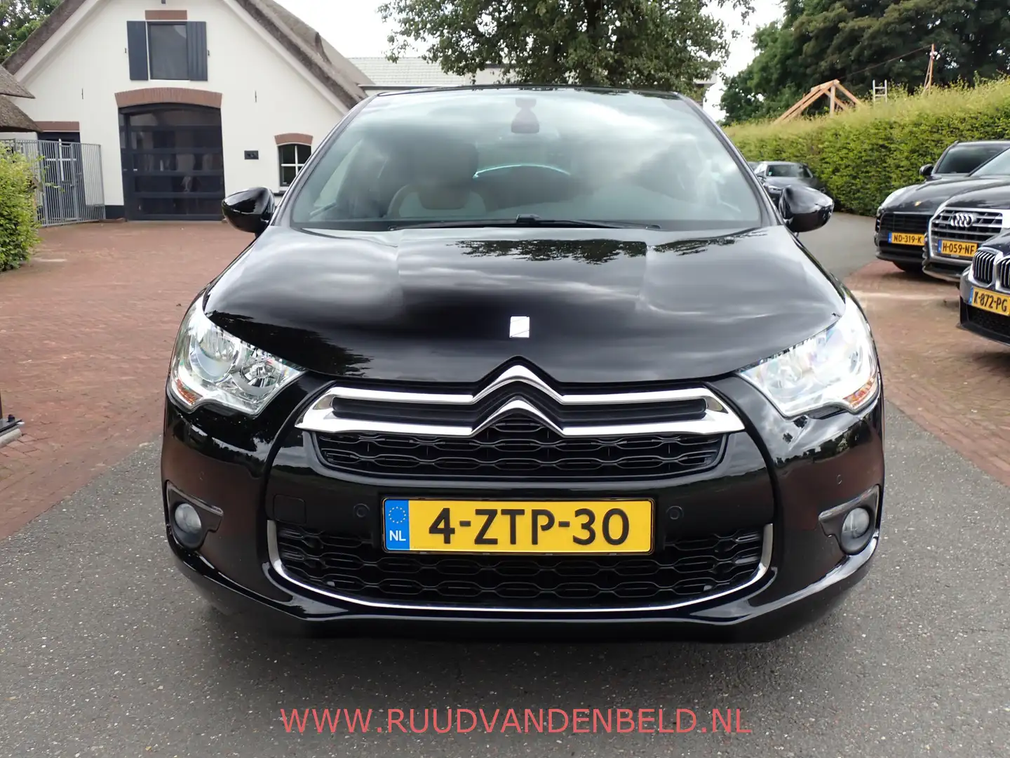 DS Automobiles DS 4 1.6 VTi SPORTSTOEL+MASSAGE/NAVI/TREKHAAK 1e EIGENA Zwart - 2