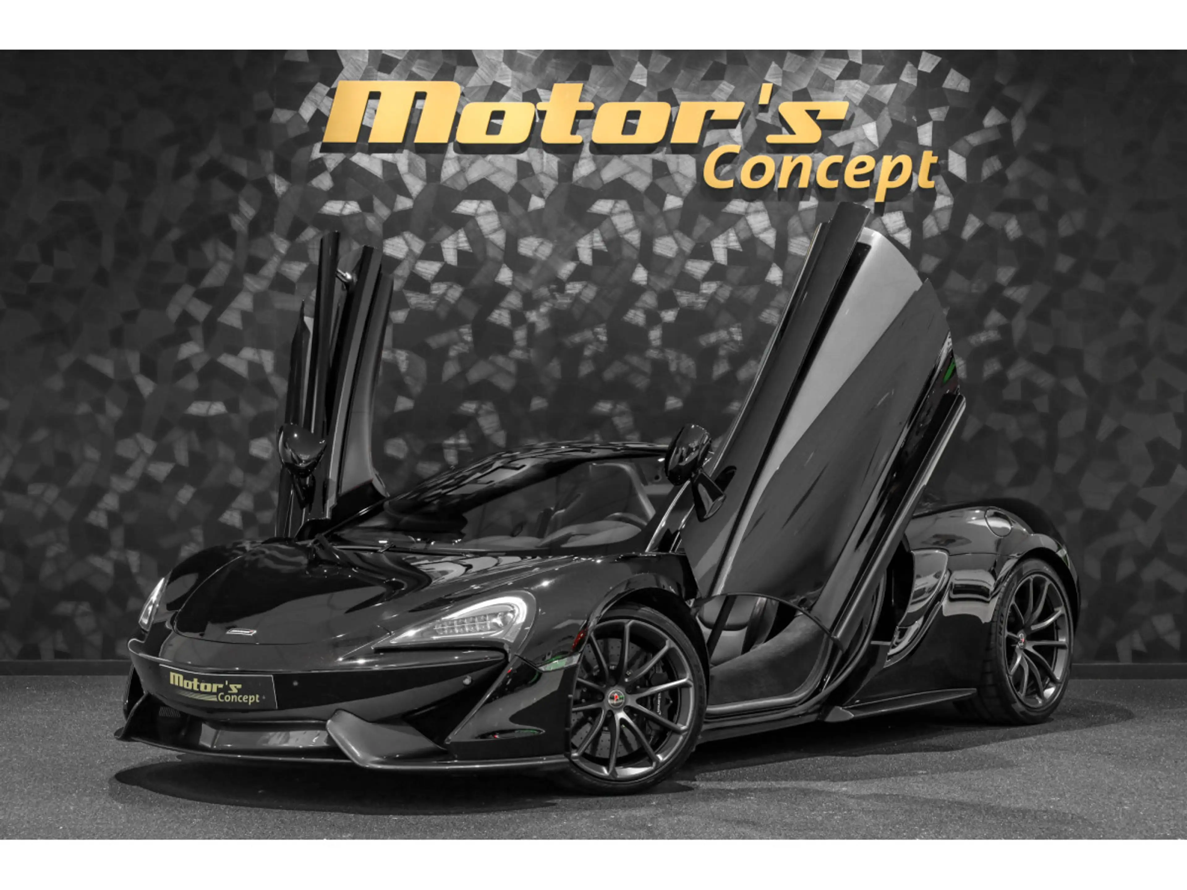 McLaren 570S Spider 3.8 V8 - FIRE BLACK