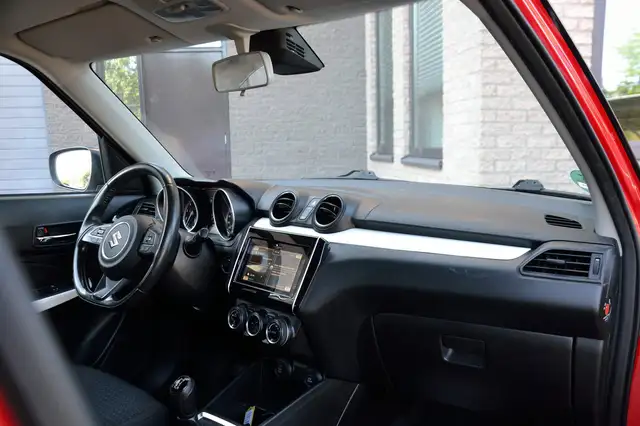 Suzuki Swift view 10