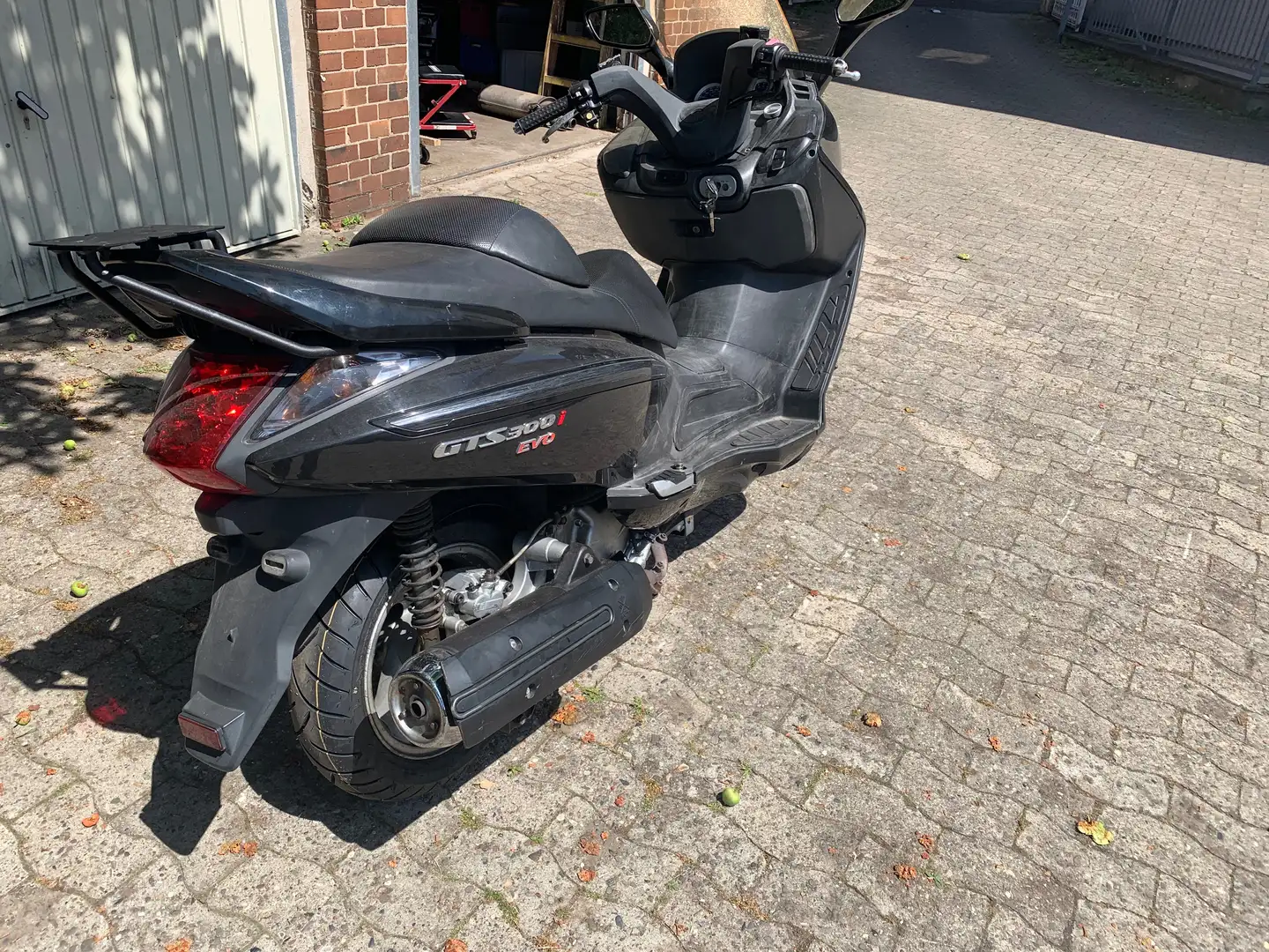 SYM GTS 300 Evo i   (LH25 ). Noir - 2