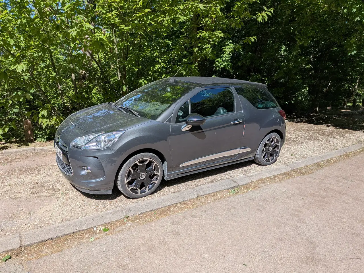 Citroen DS3 Cabriolet THP 155 Sport Chic