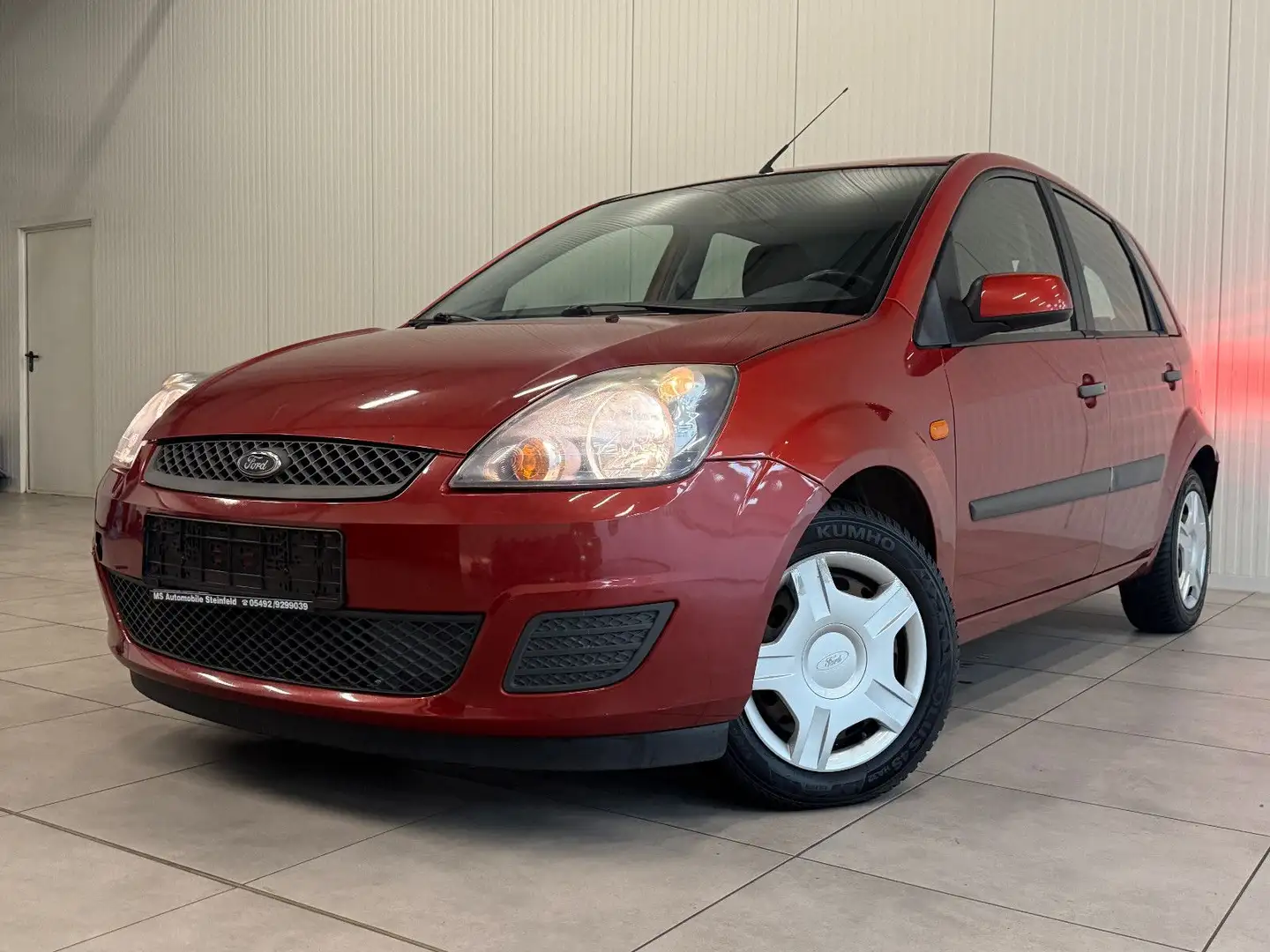 Ford Fiesta Fun X 1,3 Rot - 1