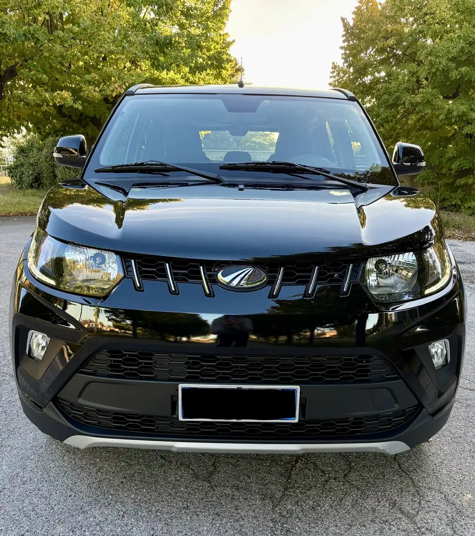 Mahindra KUV100 1.2 NXT 2WD K6+ - 2