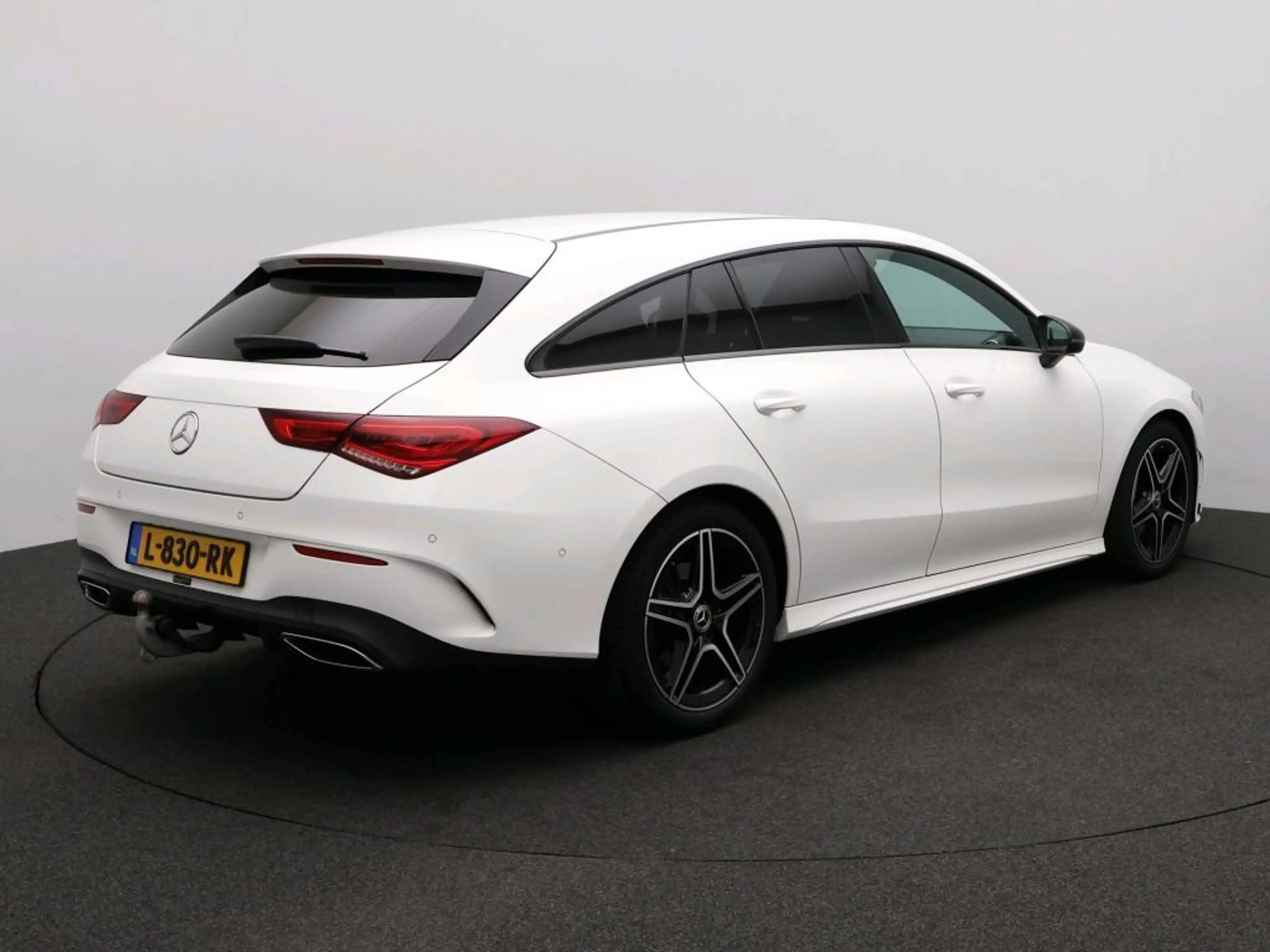 Mercedes-Benz CLA 200 Shooting Brake Business Solution AMG Trekhaak | AM — photo 2