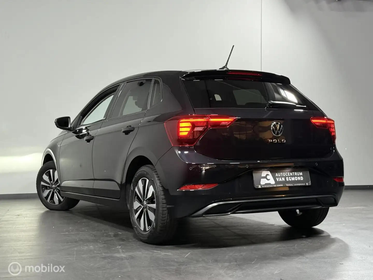 Volkswagen Polo 1.0 TSI MOVE |APP CONNECT | STOELVER. Noir - 2