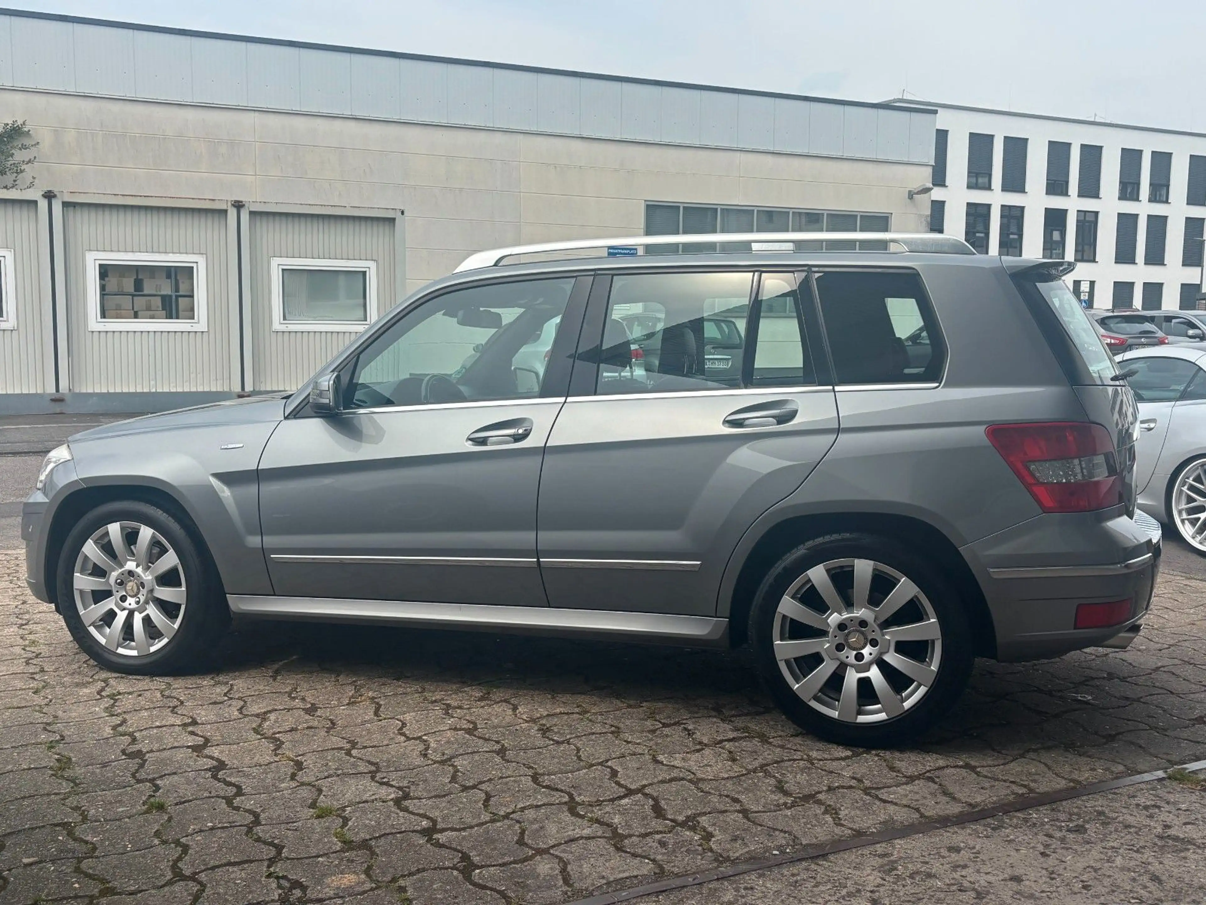 Mercedes-Benz GLK 250 CDI 4.Matic*Sportpaket*Xenon*PDC*LED* — photo 14