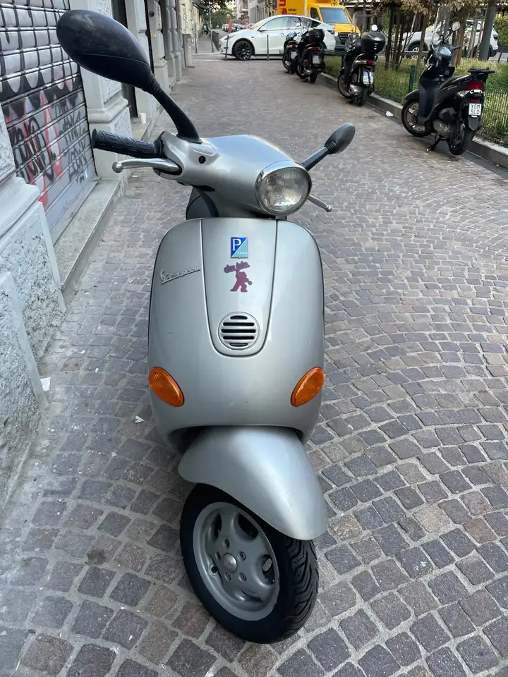 Vespa ET 2