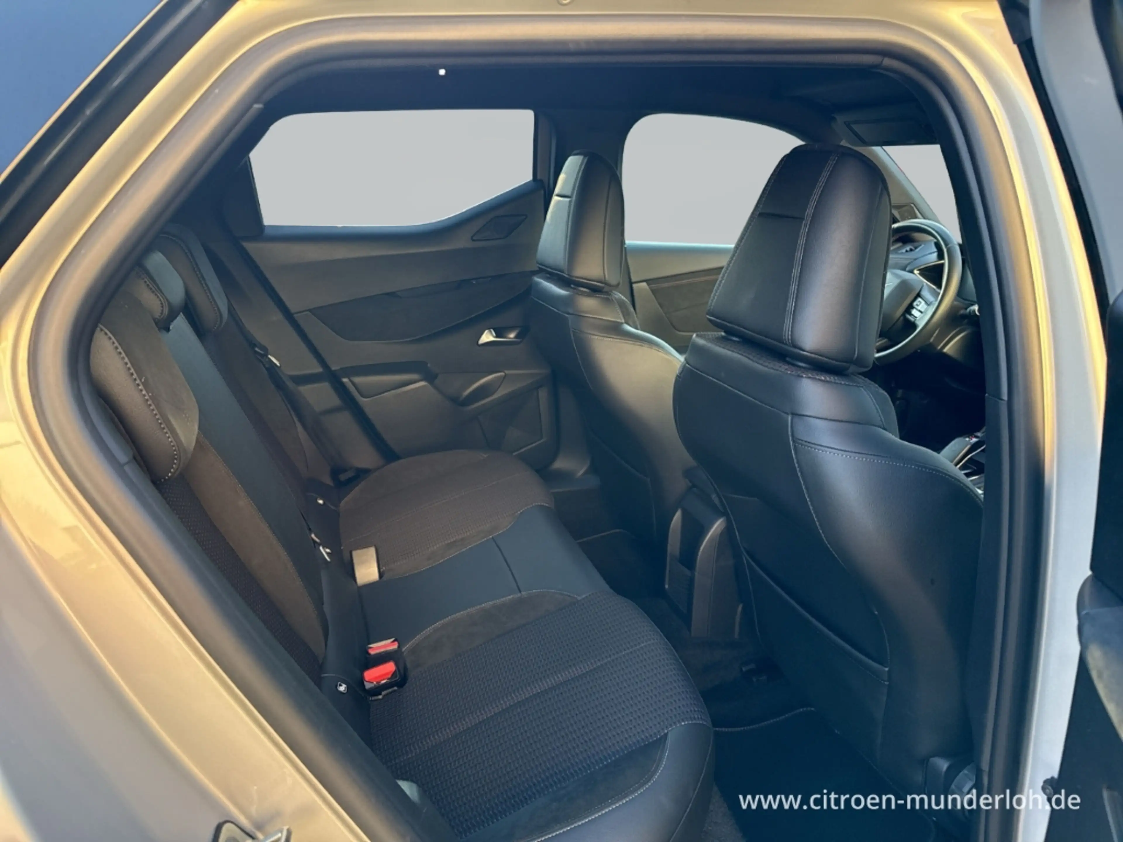 DS Automobiles DS 3 Crossback E-Tense Performance Line + Navi LED Klimaautom Key — photo 11
