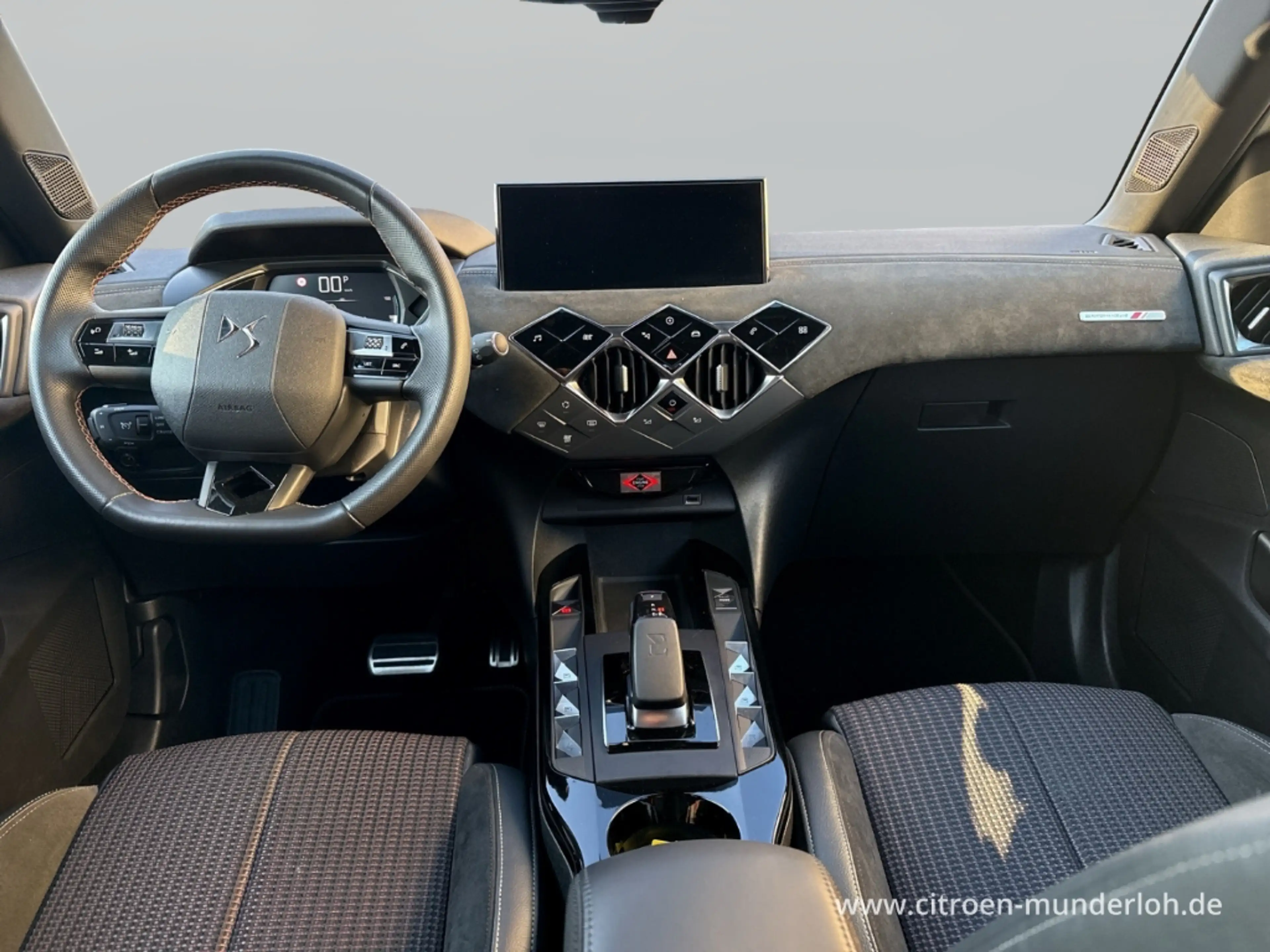 DS Automobiles DS 3 Crossback E-Tense Performance Line + Navi LED Klimaautom Key — photo 8