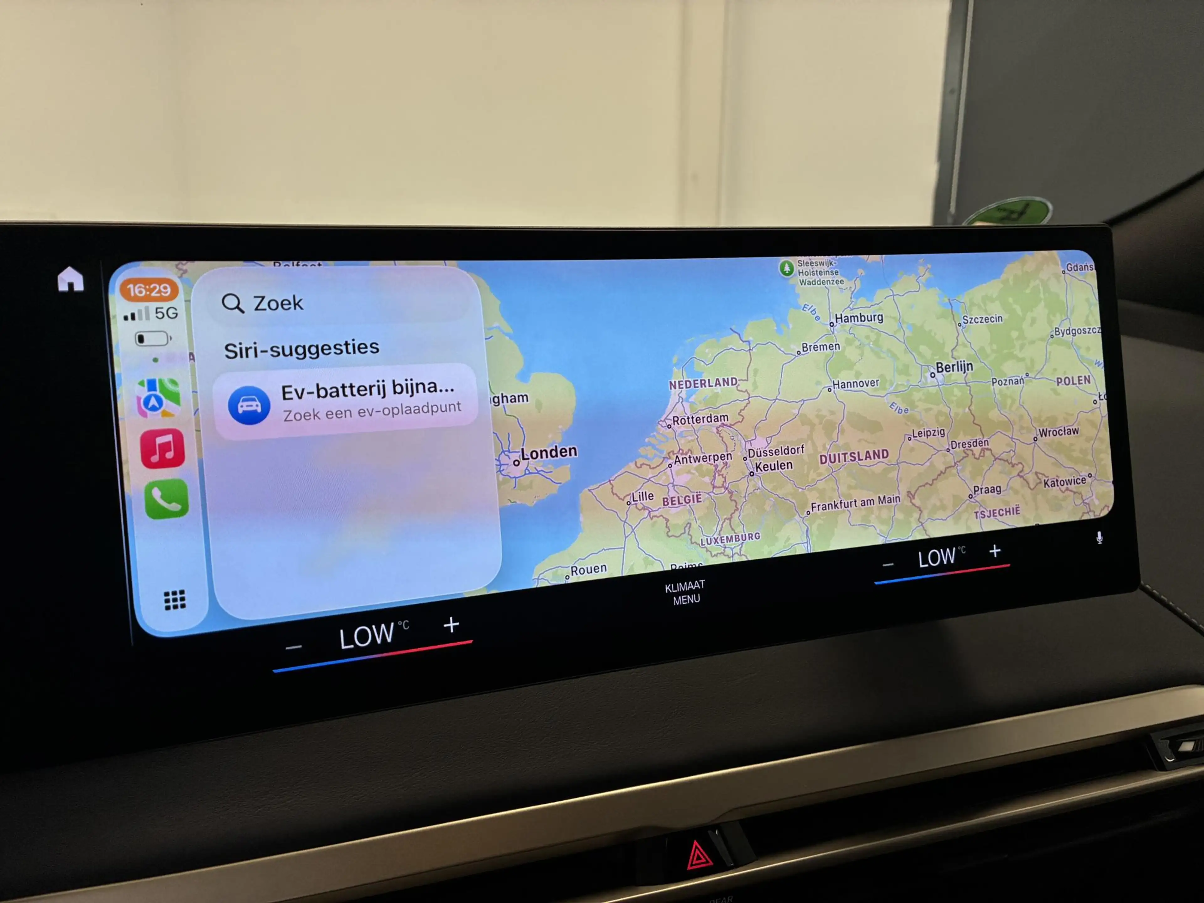 BMW iX xDrive40 High Executive 77 kWh | 98% SOH | PANO | — photo 25