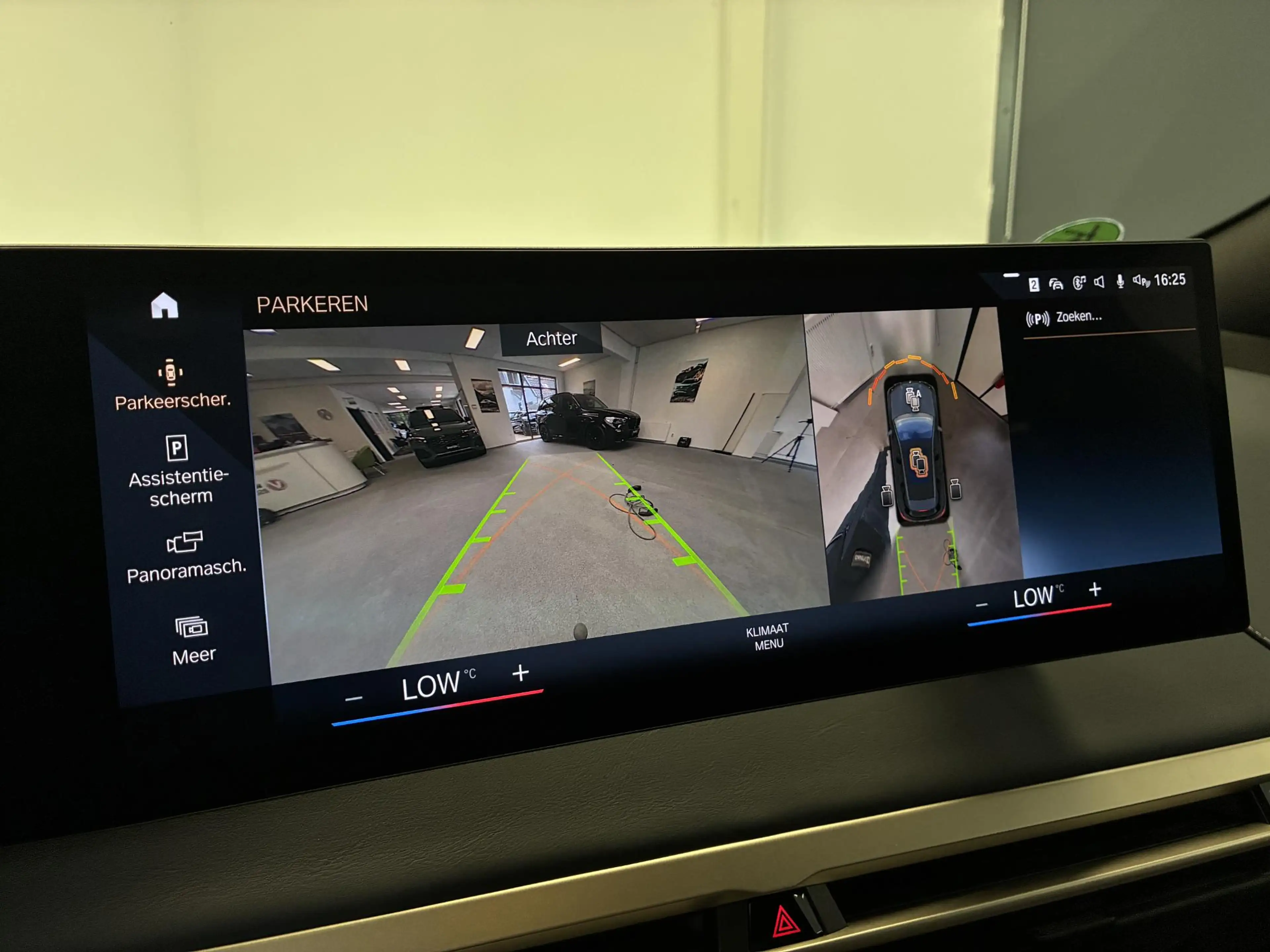 BMW iX xDrive40 High Executive 77 kWh | 98% SOH | PANO | — photo 32