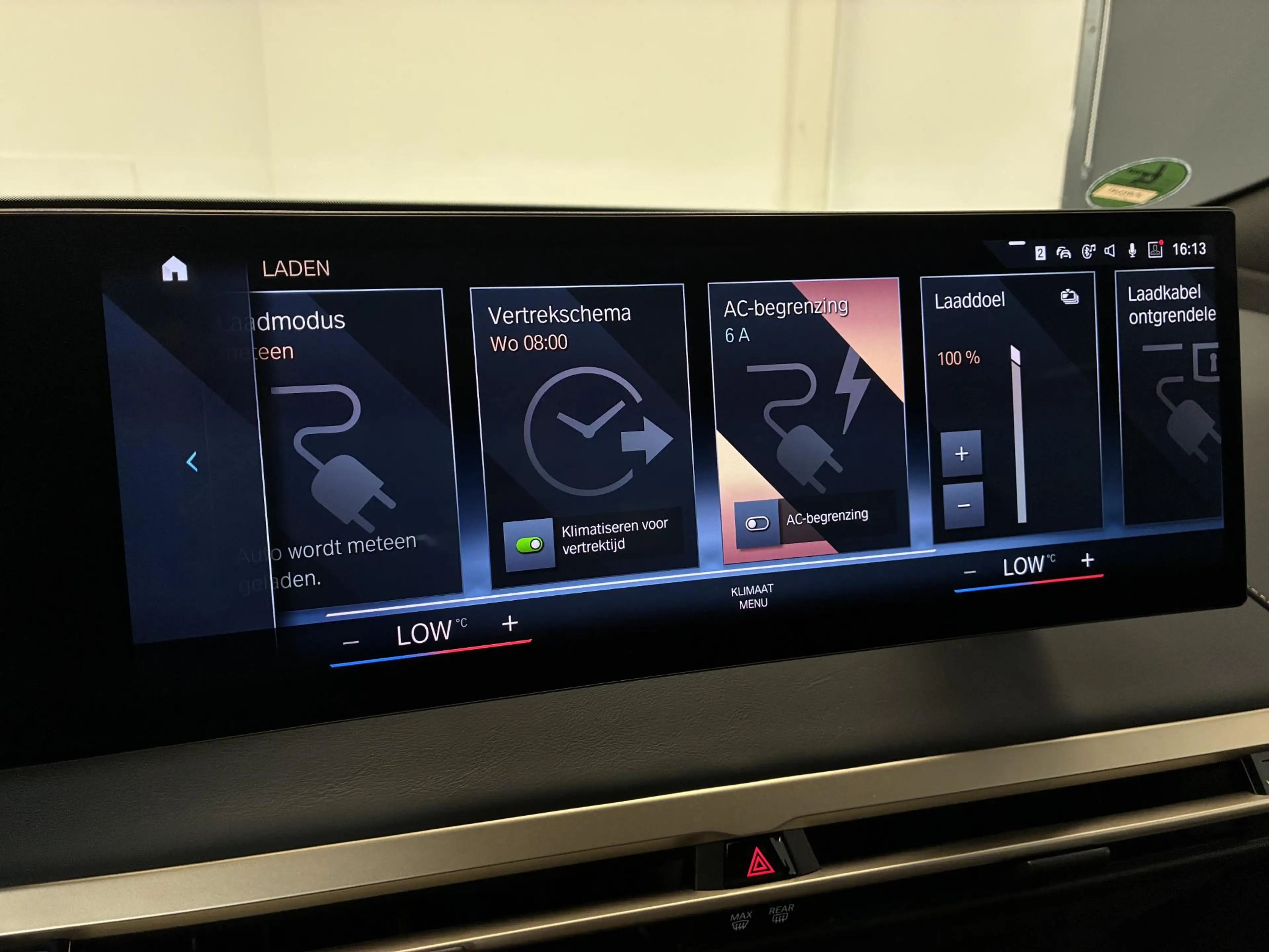 BMW iX xDrive40 High Executive 77 kWh | 98% SOH | PANO | — photo 24
