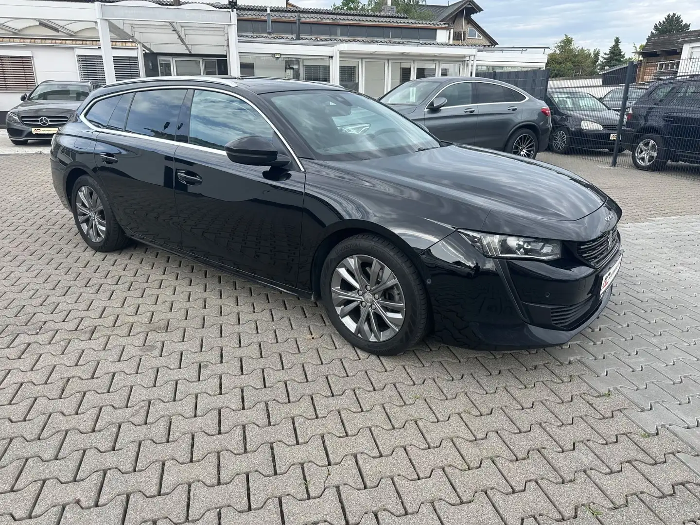 Peugeot 508 SW Allure*LEDER*NAVI*LED*360°CAM*PANO* Schwarz - 2