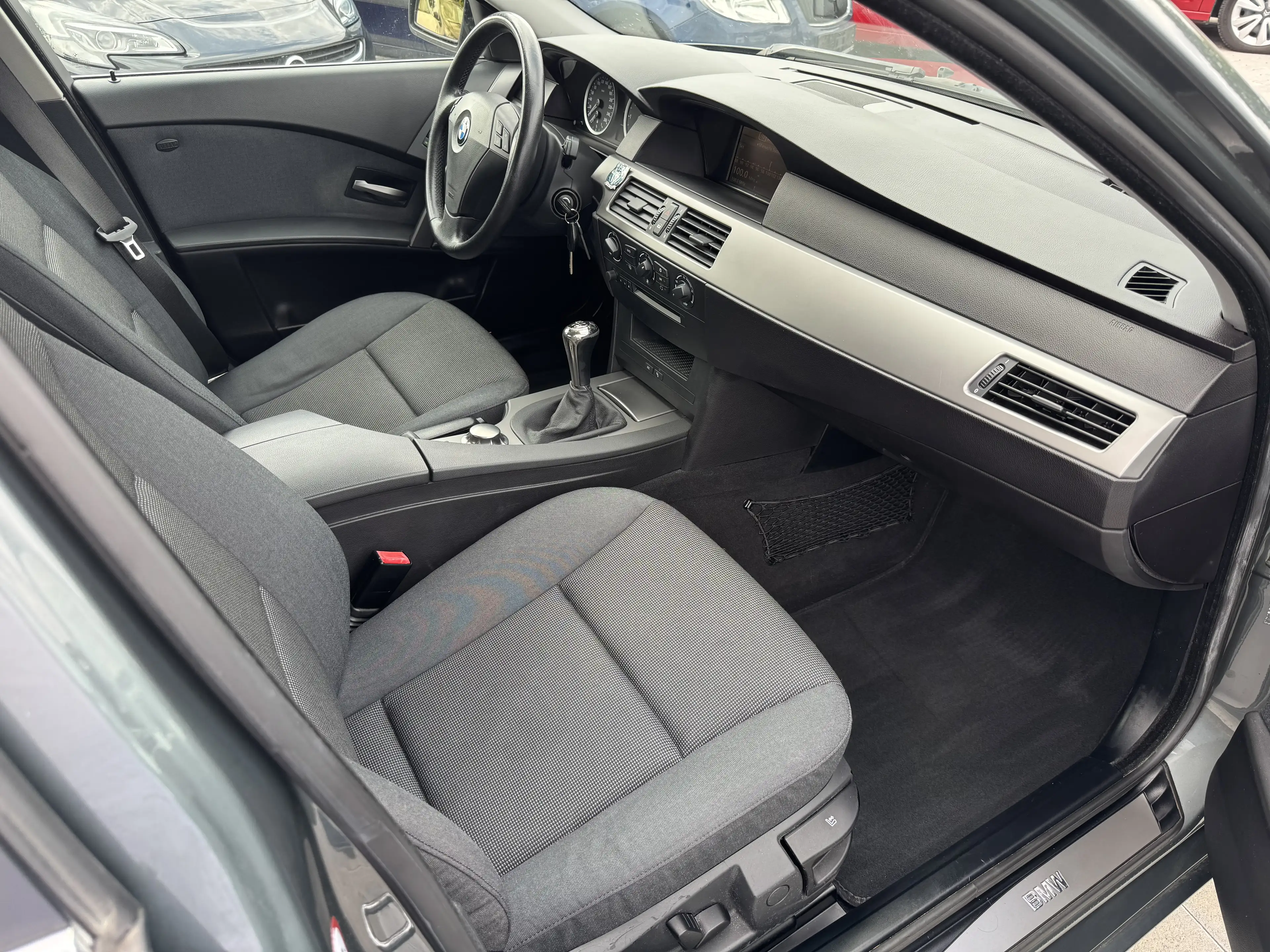 BMW 530 5er 530i / Xenon / PDC — photo 2