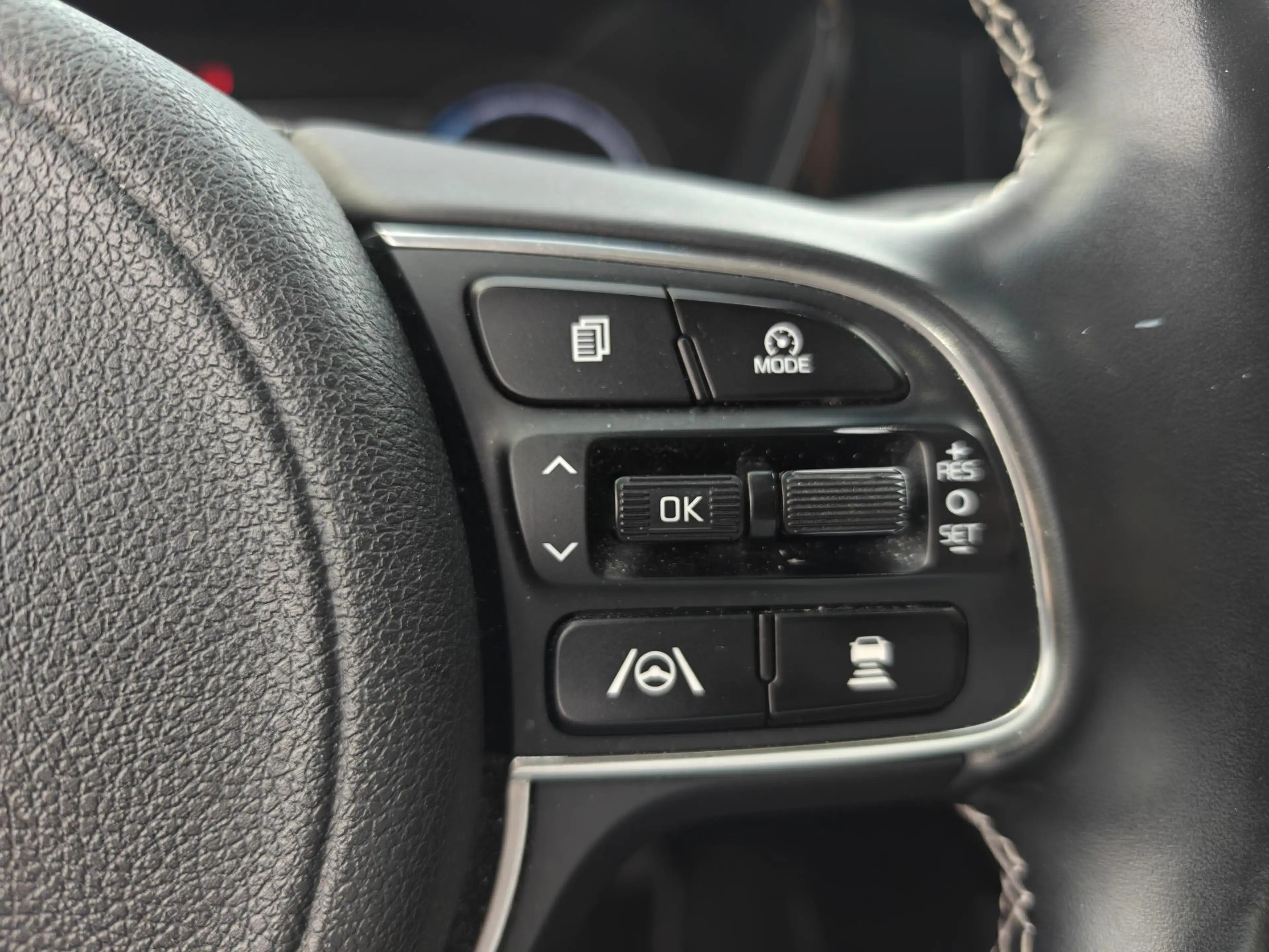 Kia e-Niro DynamicPlusLine 64 kWh | Trekhaak | Adaptive Cruis — photo 12