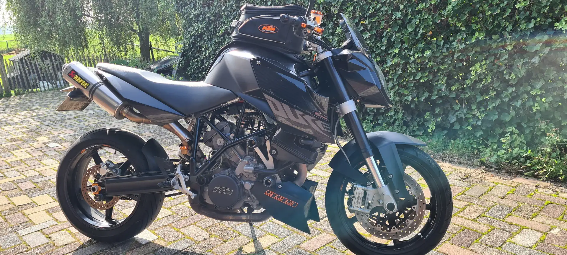 KTM 990 Super Duke Noir - 2