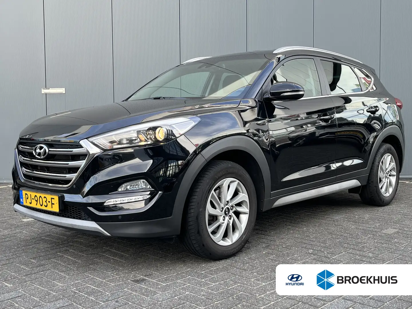 Hyundai TUCSON 1.6 GDi 132pk Comfort | Camera | Inklapbare spiege Zwart - 1