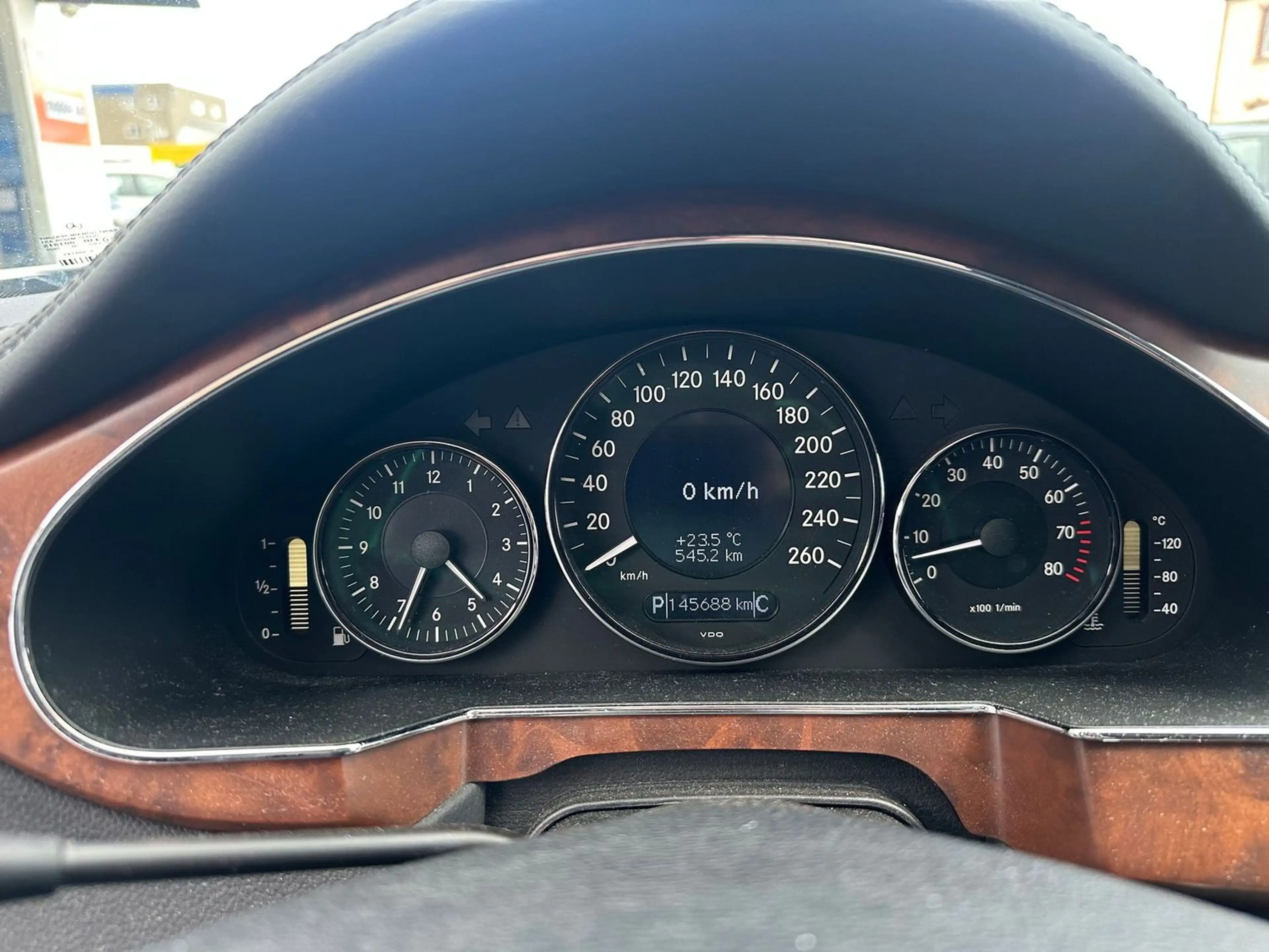 Mercedes-Benz CLS 350 CGI "Rentner" — photo 28