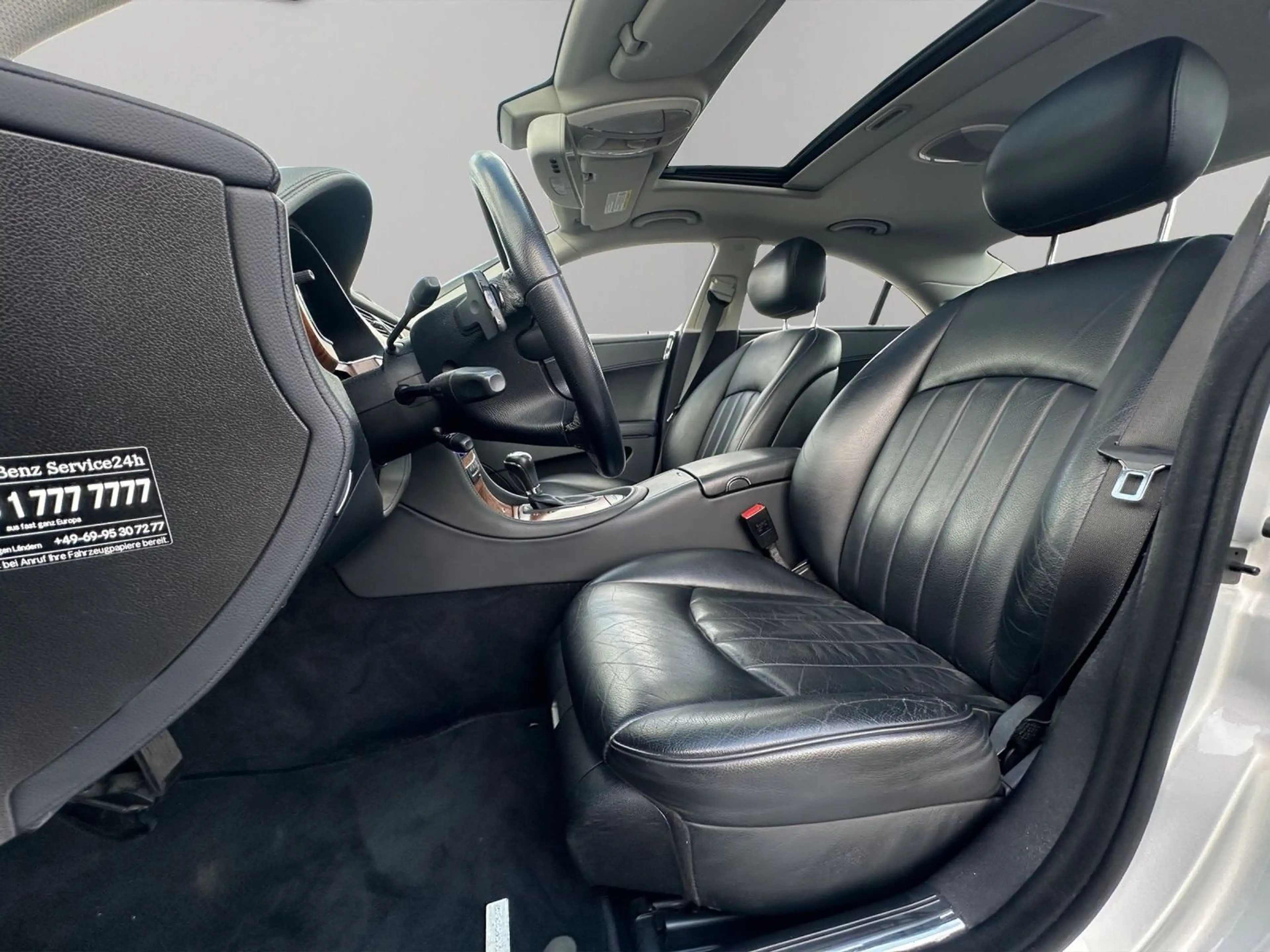 Mercedes-Benz CLS 350 CGI "Rentner" — photo 11