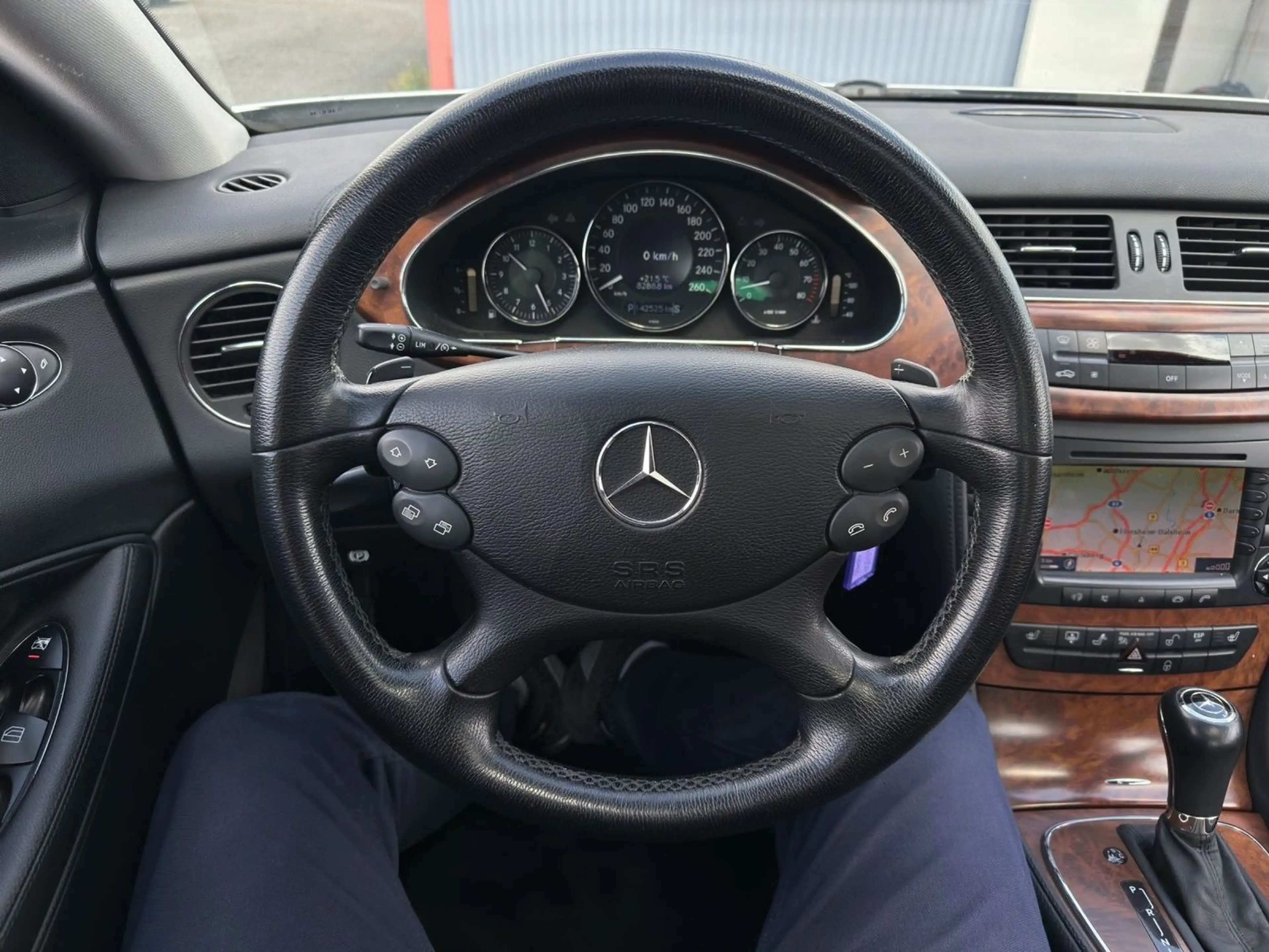 Mercedes-Benz CLS 350 CGI "Rentner" — photo 13