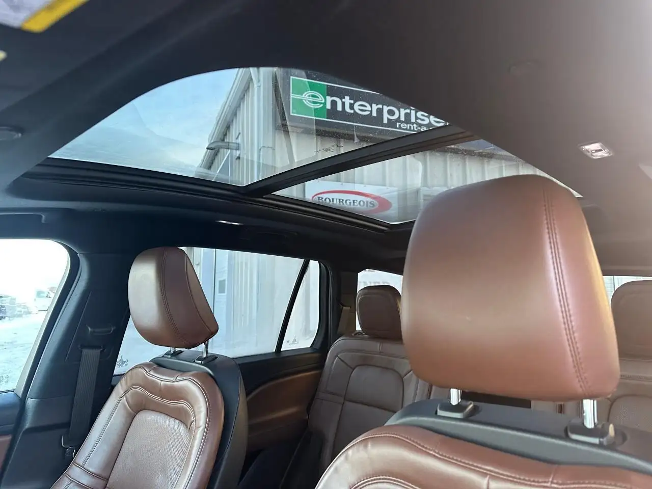 Lincoln Aviator снимка Lincoln Aviator