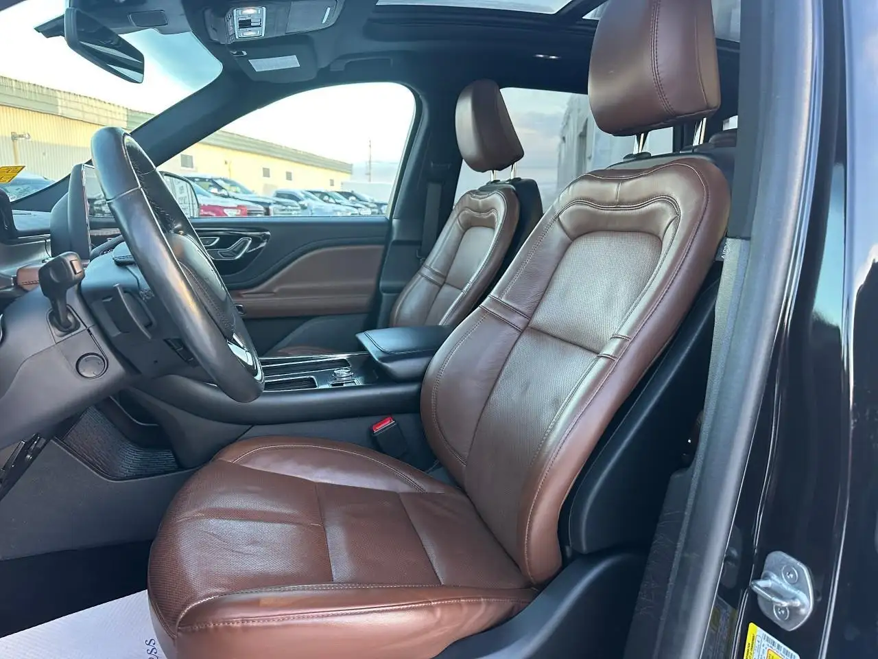 Lincoln Aviator снимка Lincoln Aviator