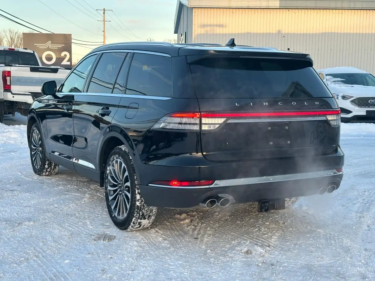 Lincoln Aviator снимка Lincoln Aviator