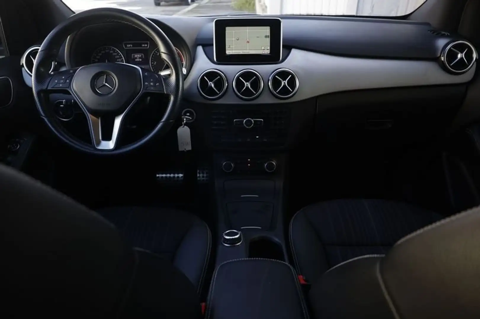 Mercedes-Benz B 200 B 200 CDI Premium Unicoproprietario Siyah - 2