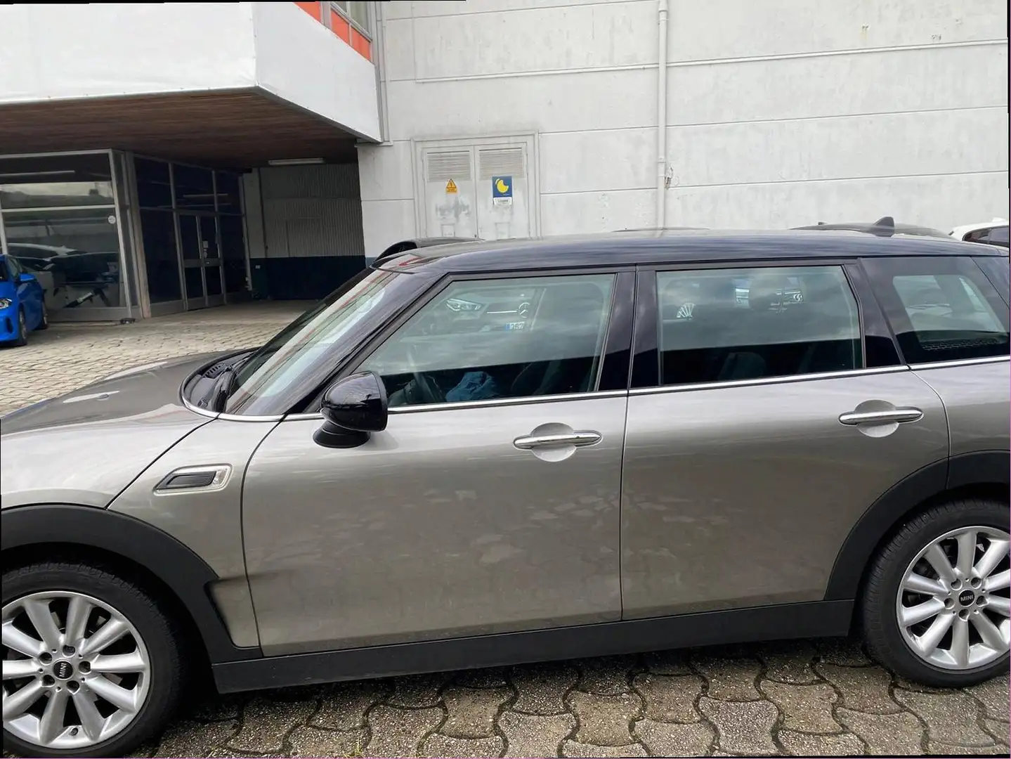 MINI Cooper D Clubman Mini Clubman Cooper D Aut. Cooper Gris - 2