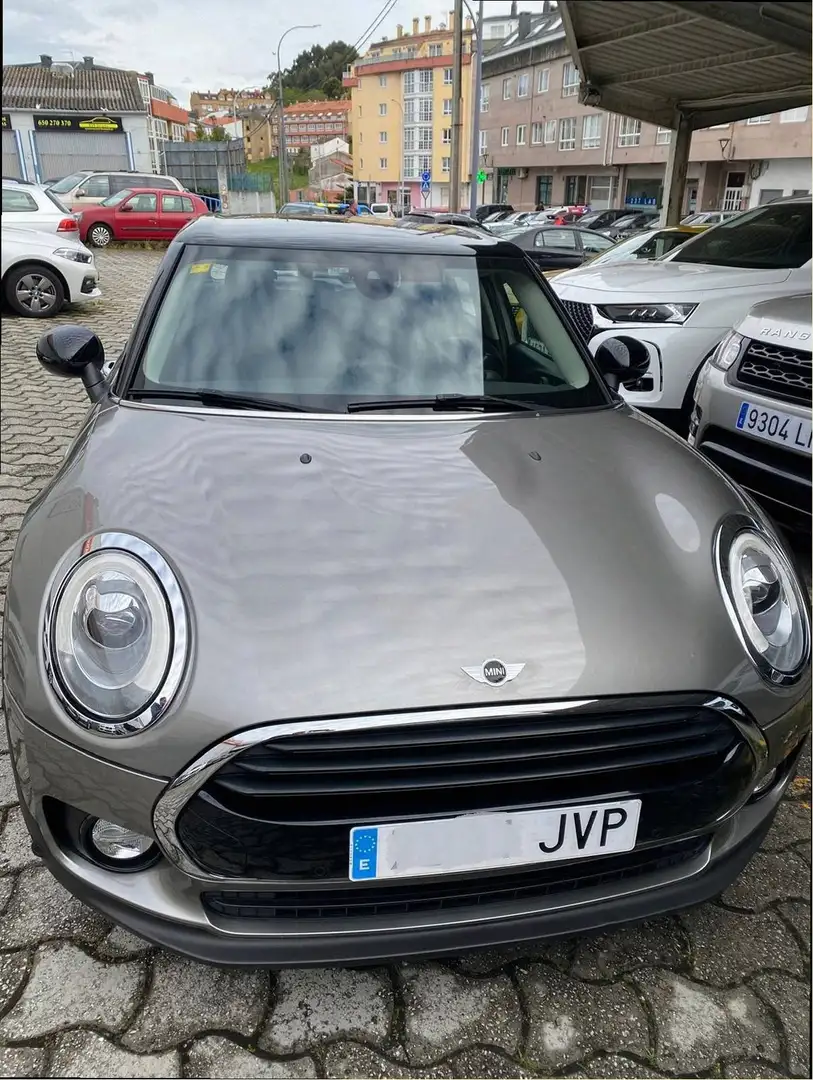 MINI Cooper D Clubman Mini Clubman Cooper D Aut. Cooper Gris - 1