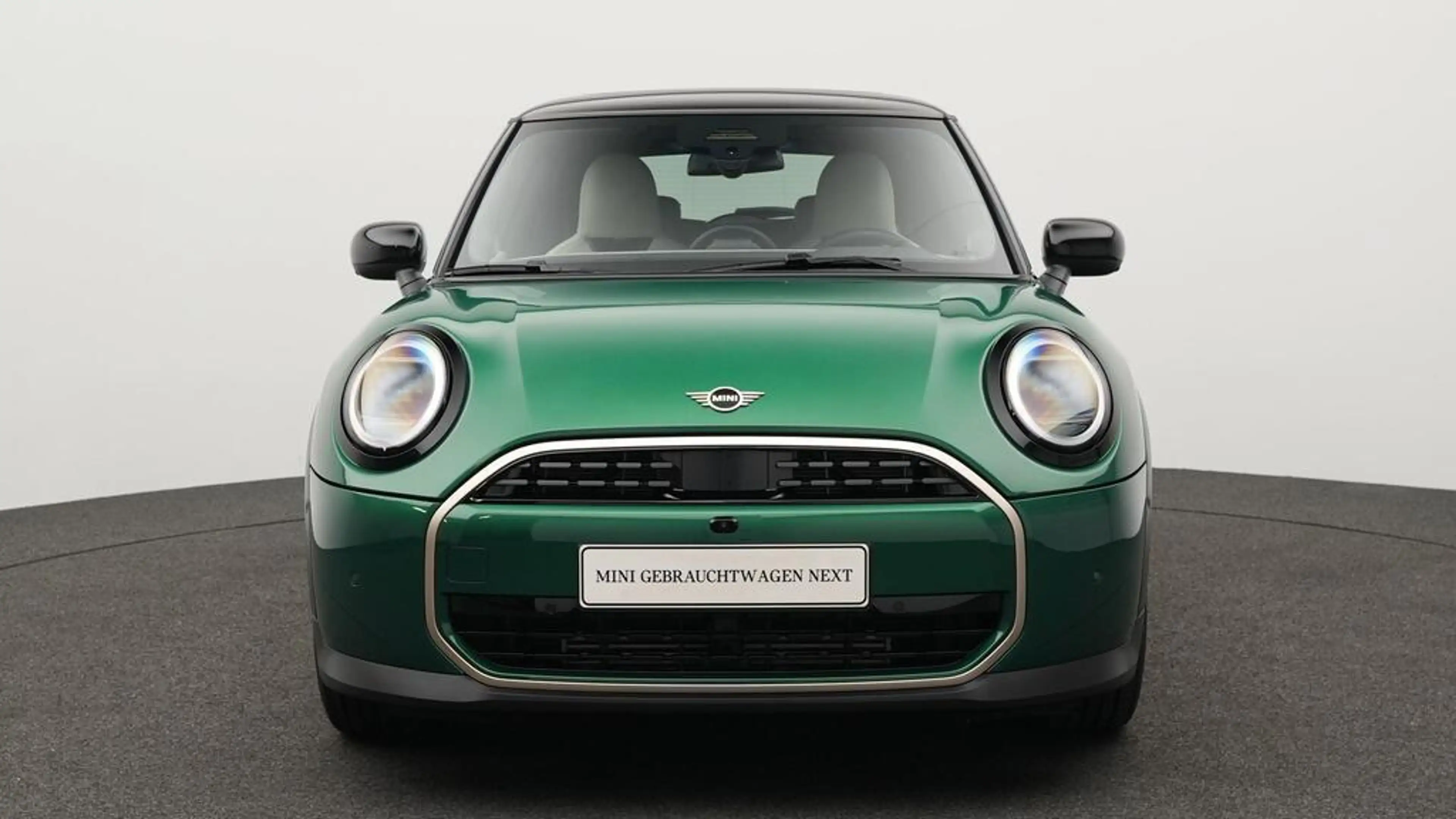 MINI Cooper C Favoured Trim — photo 15