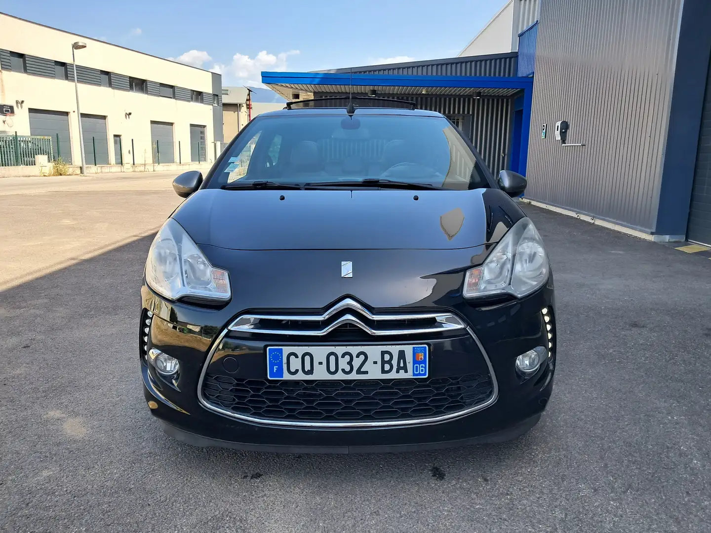 Citroen DS3 DS3 Cabriolet THP 155 Sport Chic Noir - 2