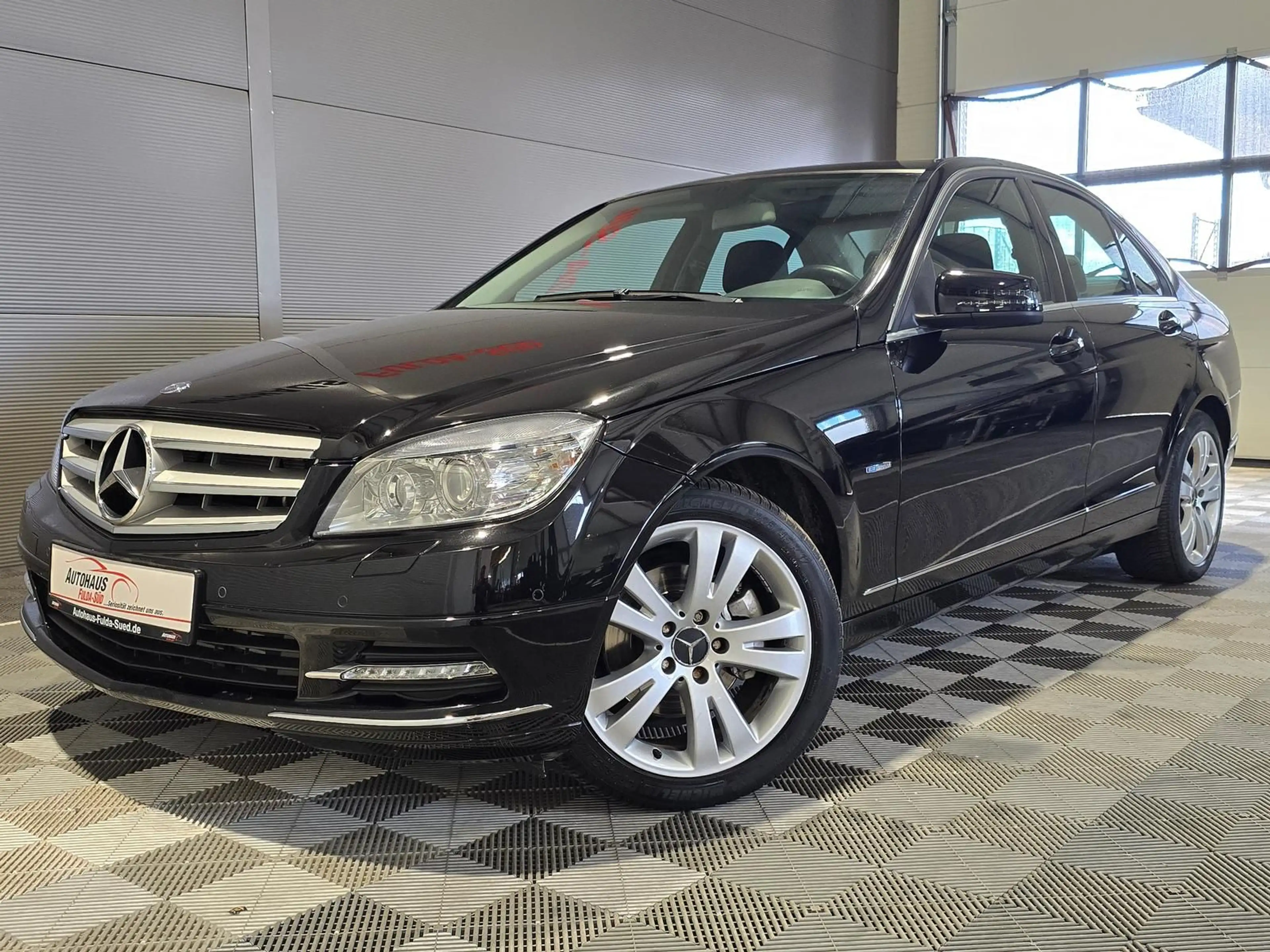 Mercedes-Benz C 200 CGI Elegance°BiXenon°Navi°PDC°SD°FSE°Shzg — photo 5