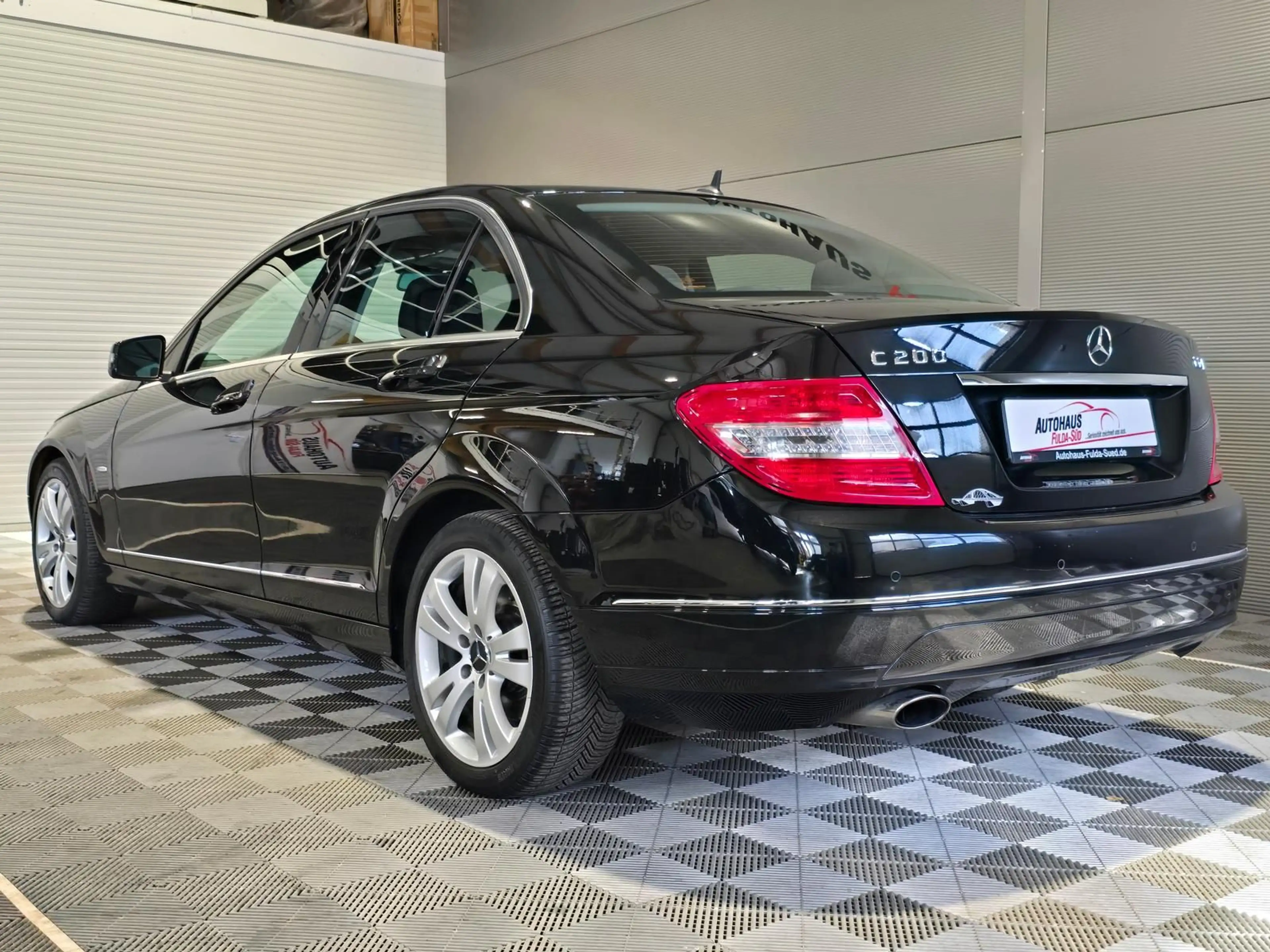 Mercedes-Benz C 200 CGI Elegance°BiXenon°Navi°PDC°SD°FSE°Shzg — photo 7