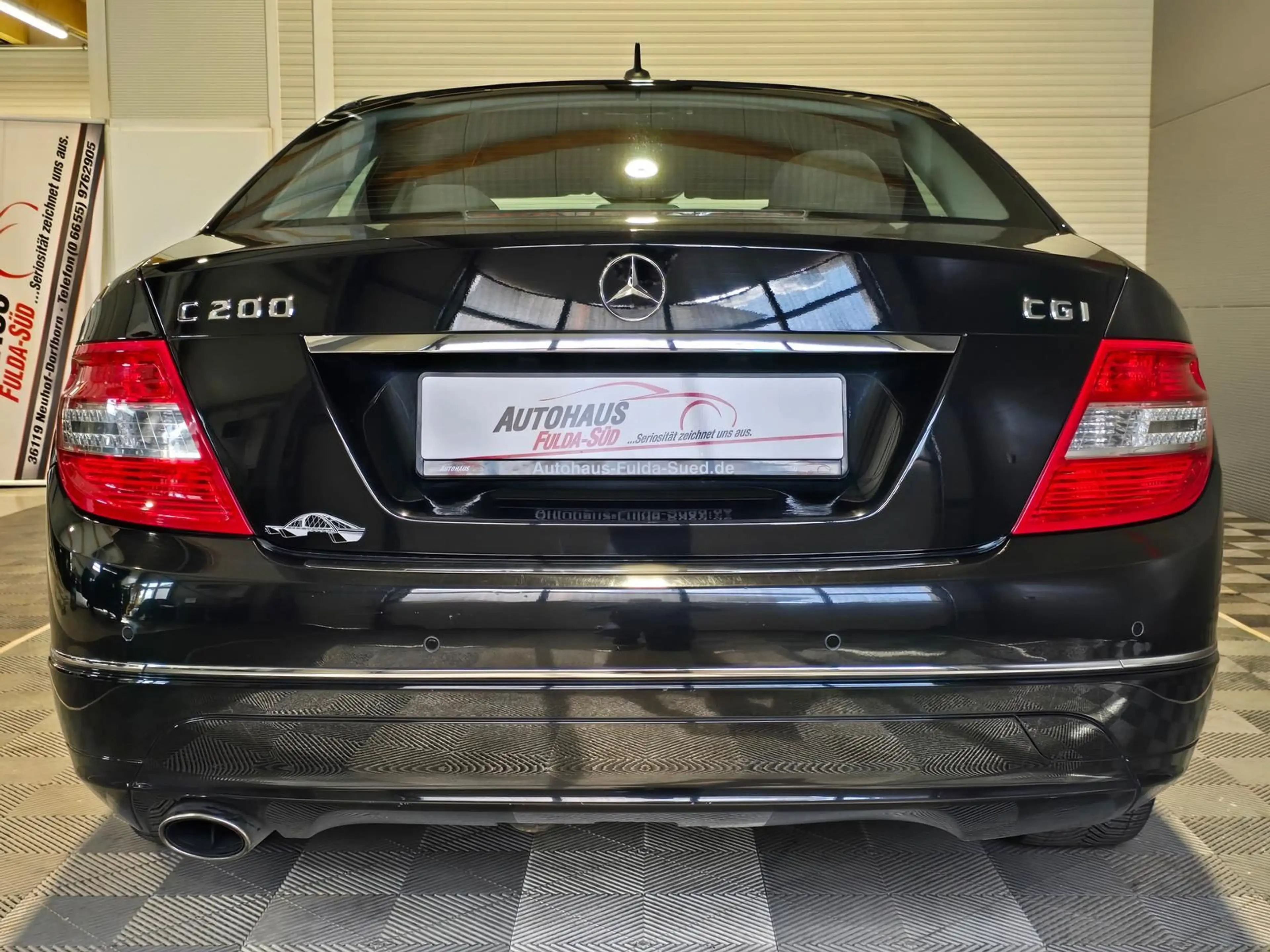 Mercedes-Benz C 200 CGI Elegance°BiXenon°Navi°PDC°SD°FSE°Shzg — photo 8