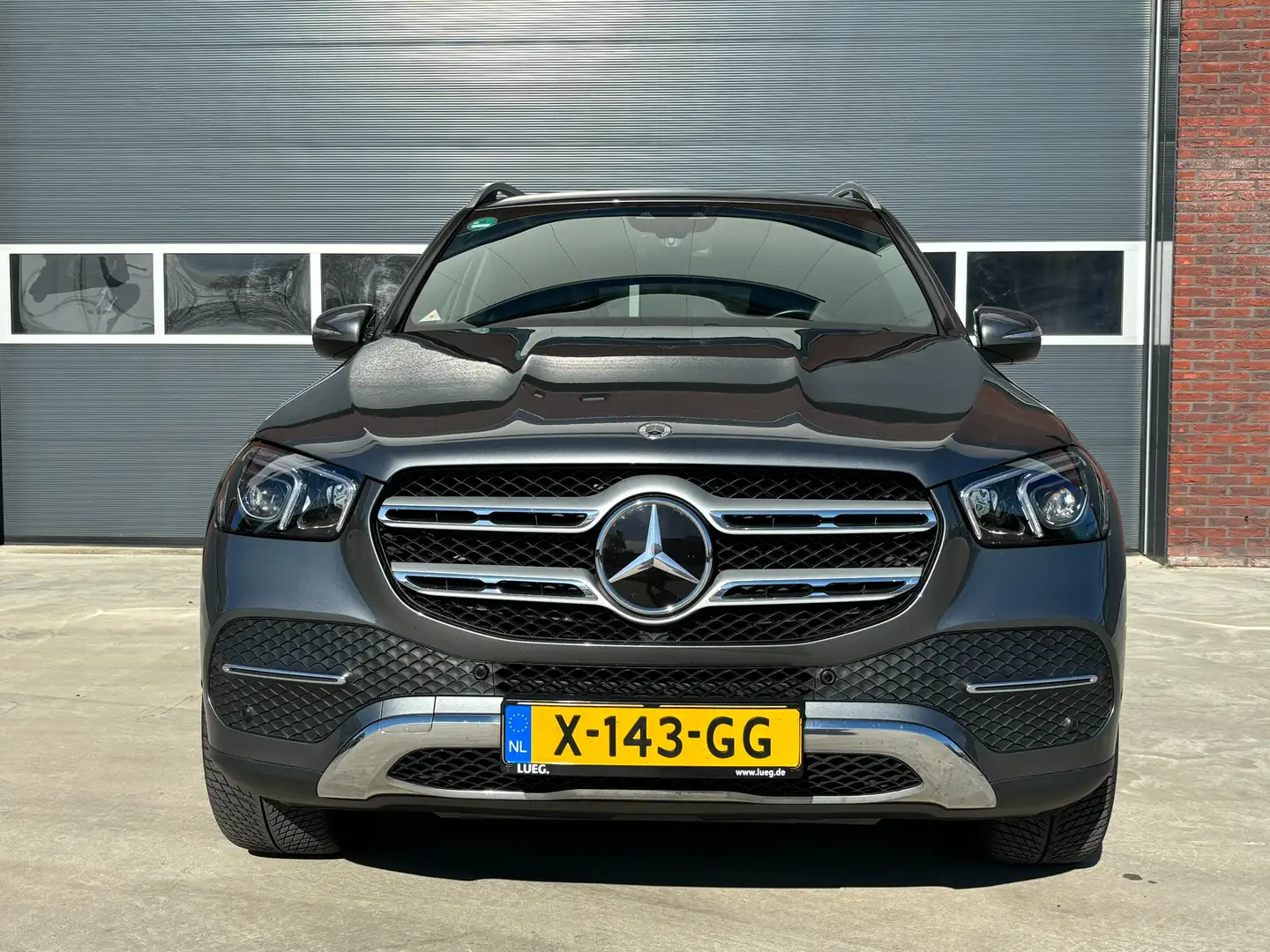 Mercedes-Benz GLE 350 de 4MATIC met Mercedes Garantie incl. 21% BtW. Grijs - 1