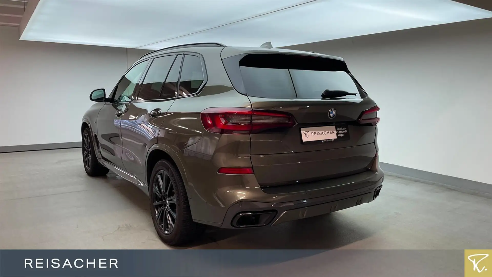 BMW X5 xDrive30d A M-Sport,Pano,AHK,DAProf,Leder,HUD Braun - 2