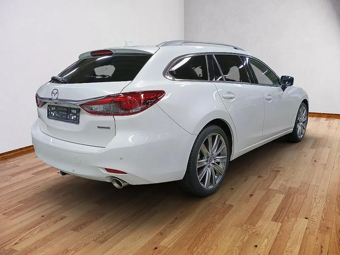Mazda 6 Kombi 2.5 Takumi GSD AHK AUTOMATIK Weiß - 2