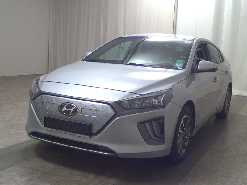 Hyundai IONIQ Elektro Style Navi LED DC RFK PDC Shz — photo 3