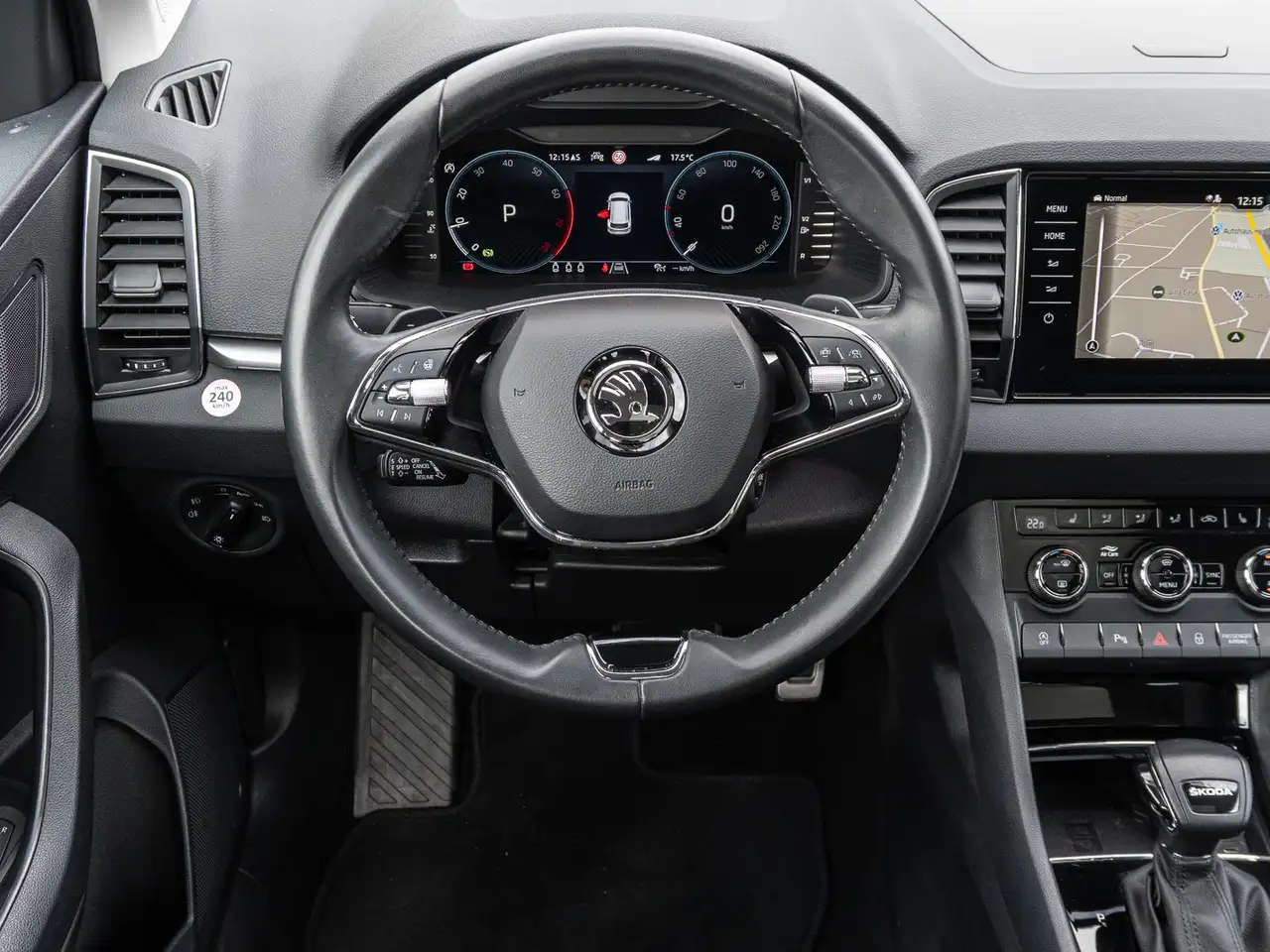 Skoda Karoq 1.5 TSI DSG Ambition Tour PANO NAVI ACC LED, миниатюра 12